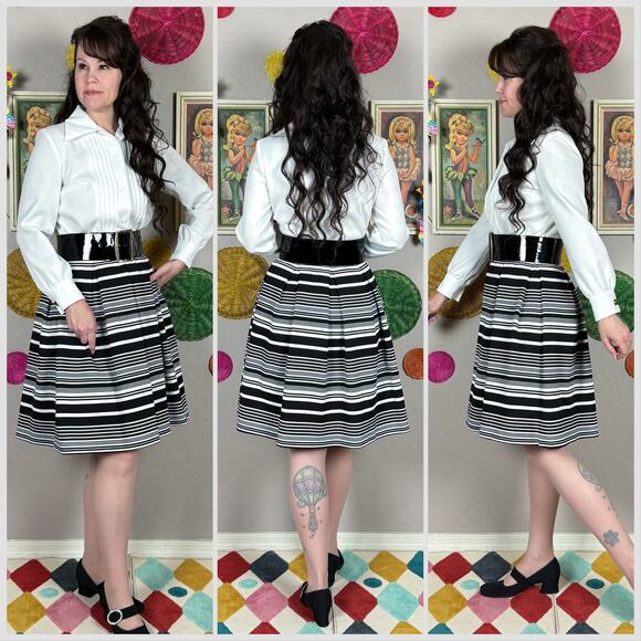 Vintage 1970s Black and White Striped Long Sleeve Pleated Belted Minidress - Picture 3 of 8